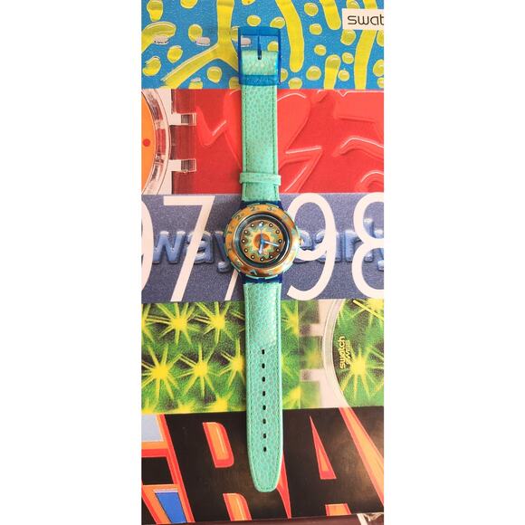 Swatch watch EN VAGUE SDN109 1994 Scuba New in case with paperwork and battery - Picture 3 of 9